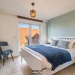 Monet - For 10 Persons In Apartmán