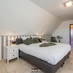 Monet - For 10 Persons In Lägenhet Nieuwpoort