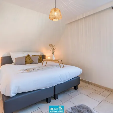 Апартаменты Monet - For 10 Persons In *