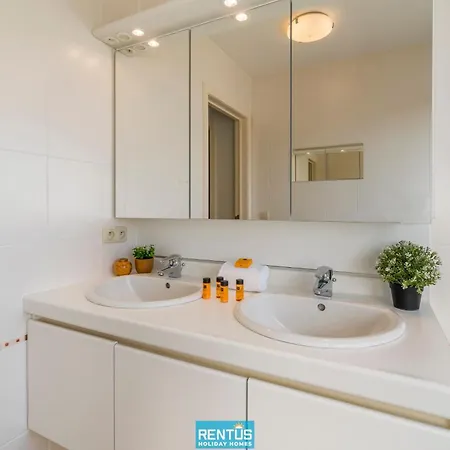 Monet - For 10 Persons In Апартаменты Ньивпорт