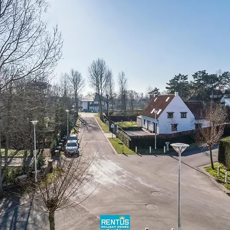 Monet - For 10 Persons In * Ньивпорт